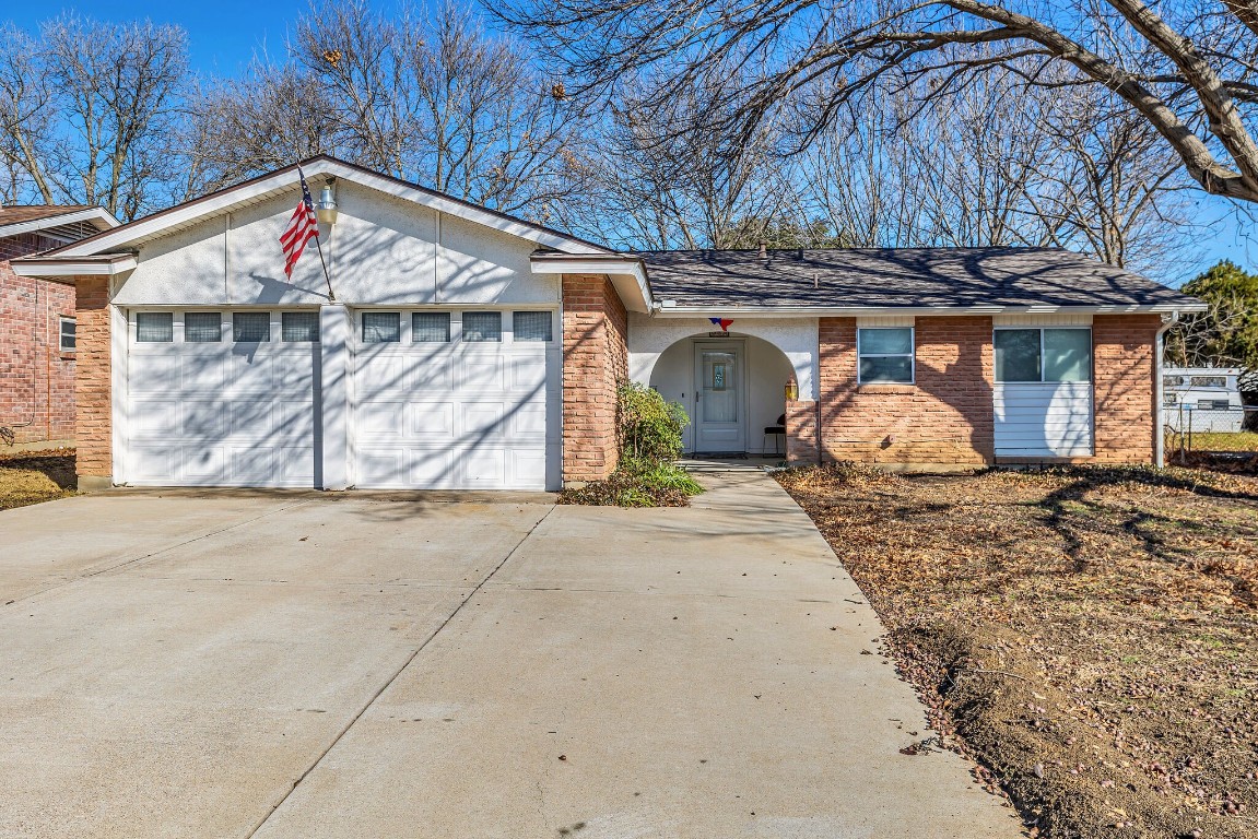 1715 Cottonwood Street Arlington TX 76014