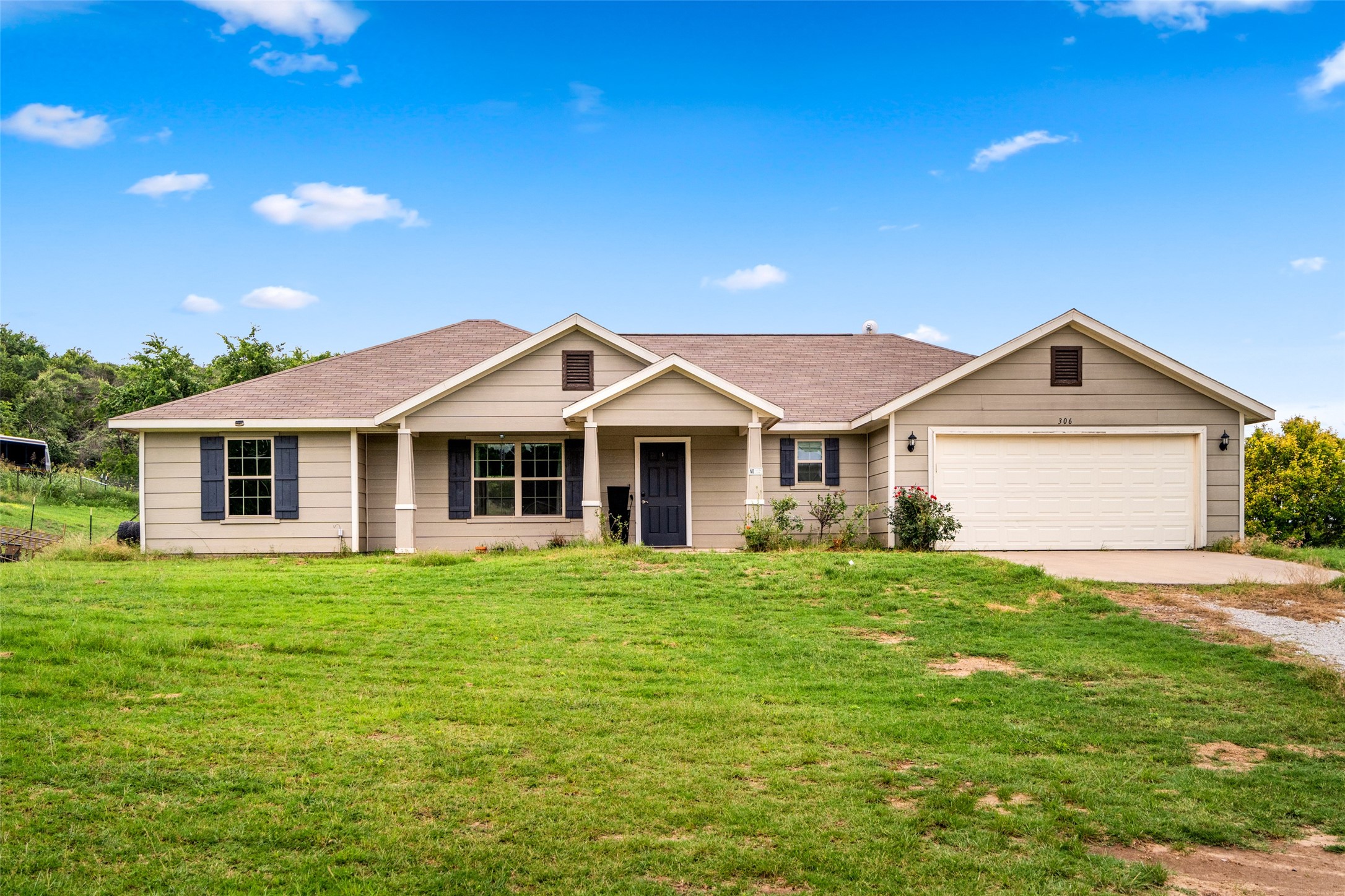 306 Valley Lake Court Springtown TX 76082