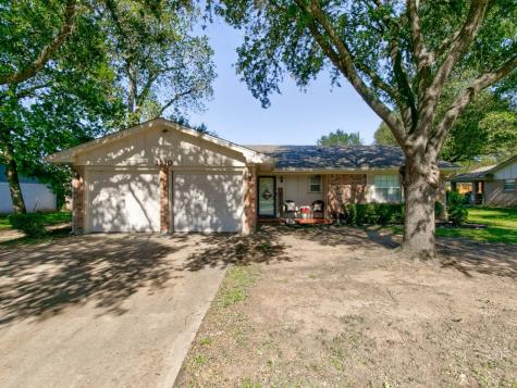 1210 Bradley Drive Cleburne TX 76033
