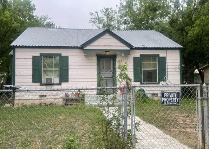 608 S Western Avenue Lampasas TX 76550