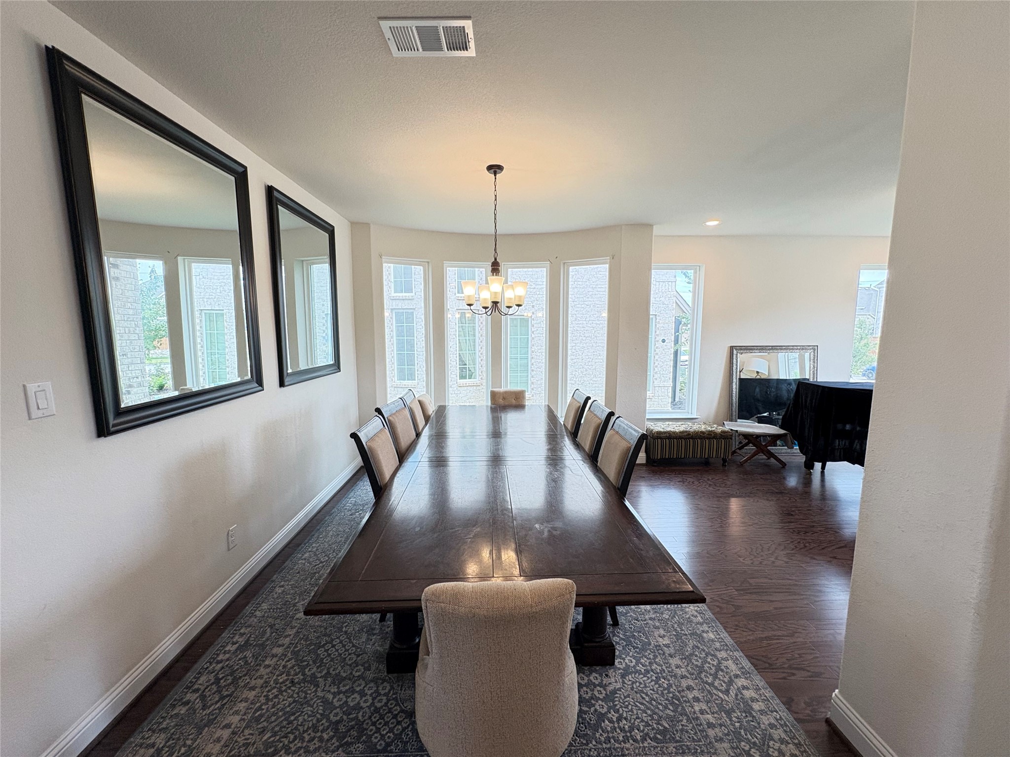 323 Butternut Way Irving TX 75063
