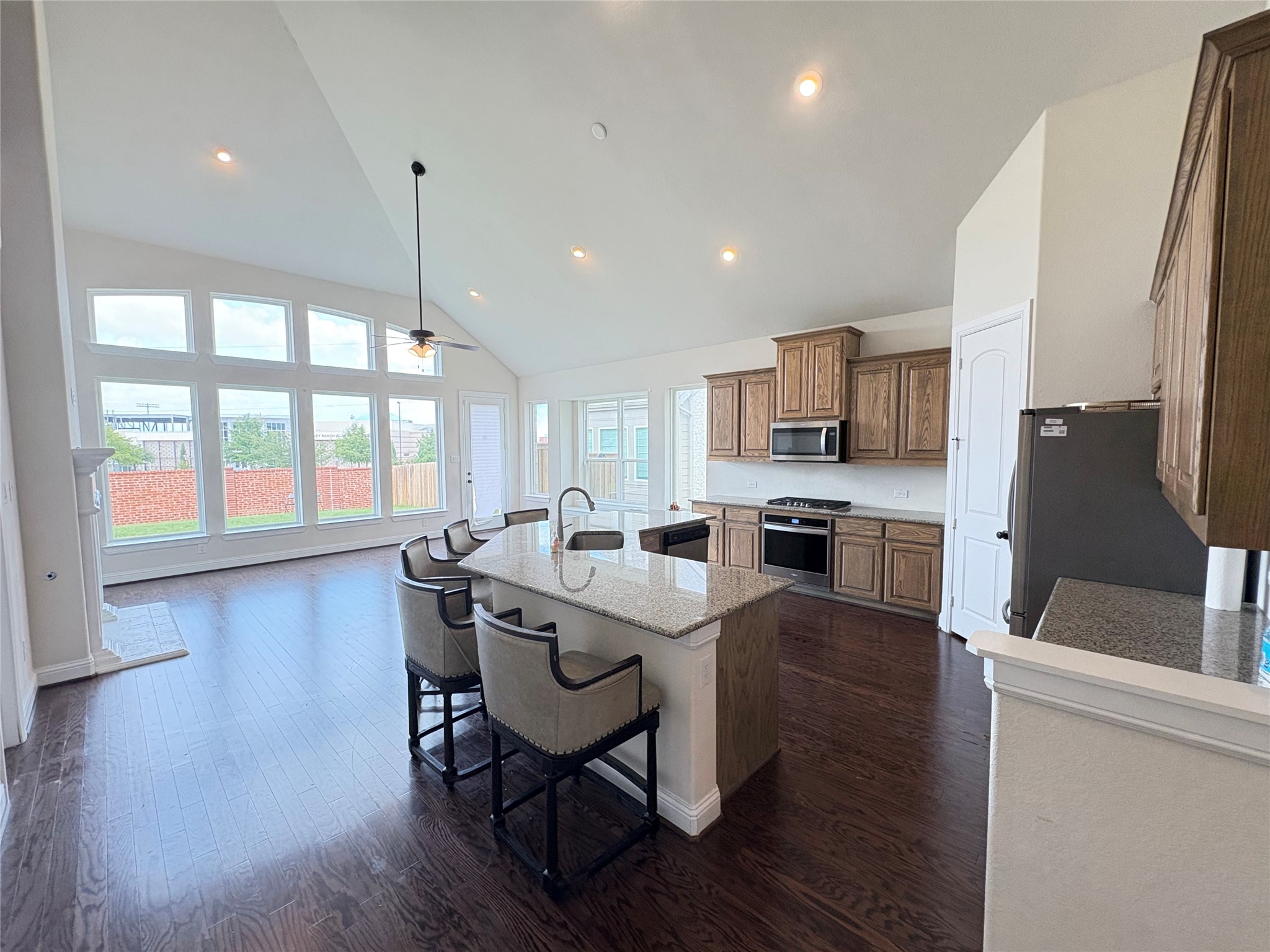 323 Butternut Way Irving TX 75063