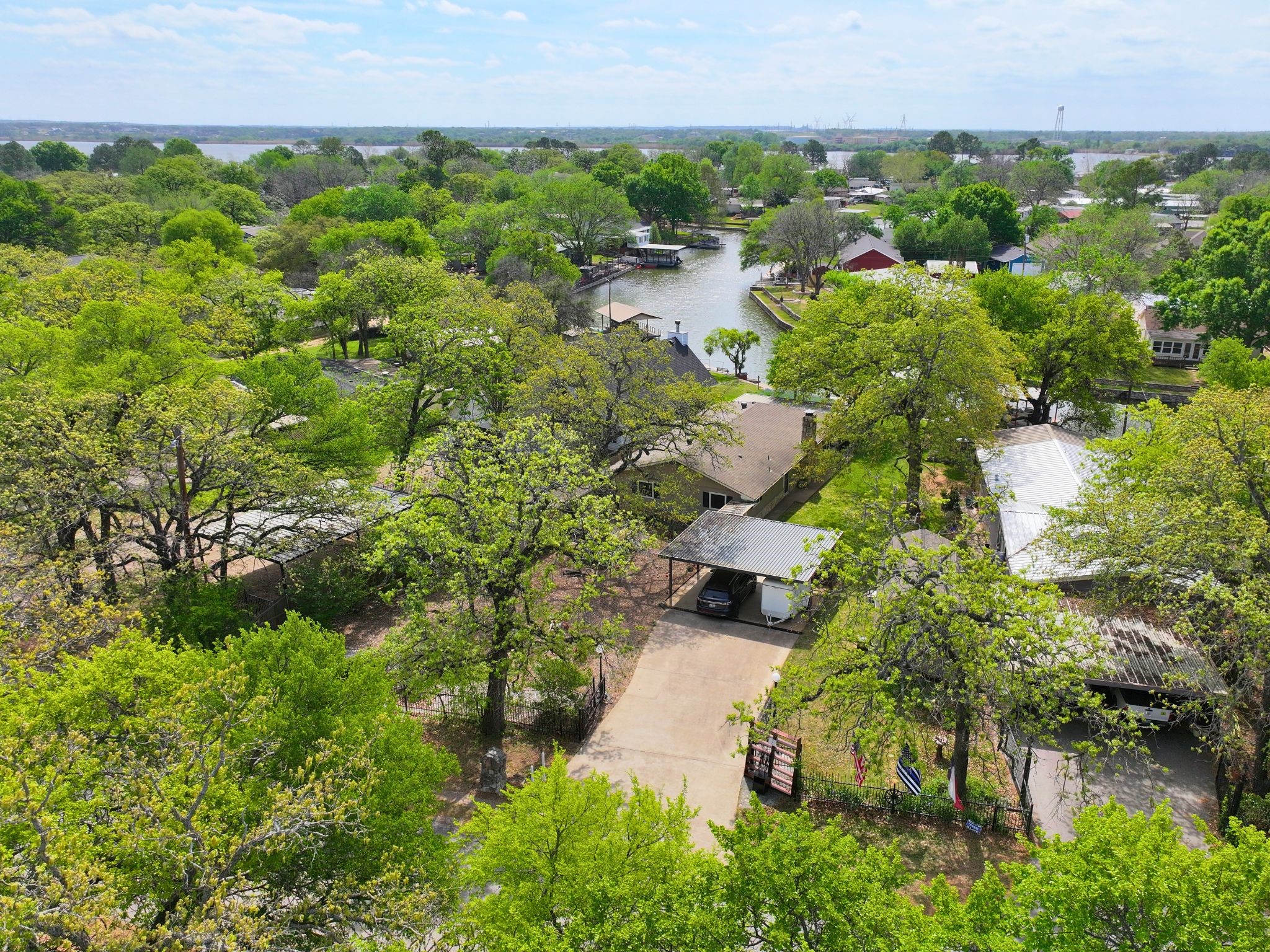 4311 N Port Ridglea Court Granbury TX 76049
