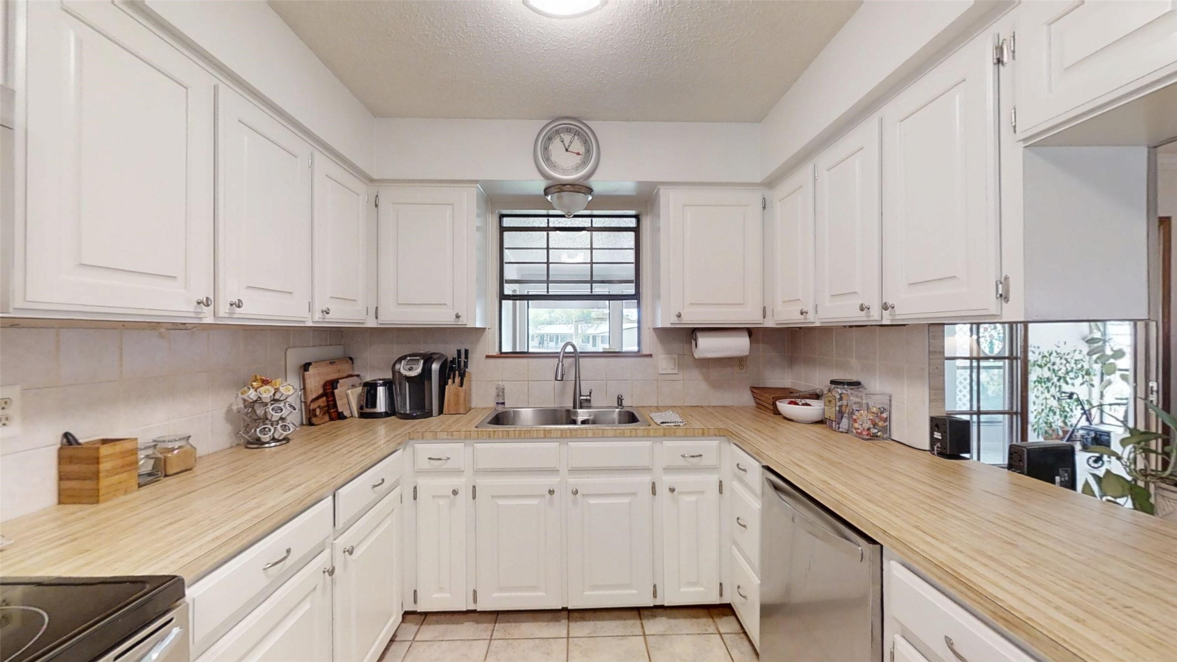 4311 N Port Ridglea Court Granbury TX 76049