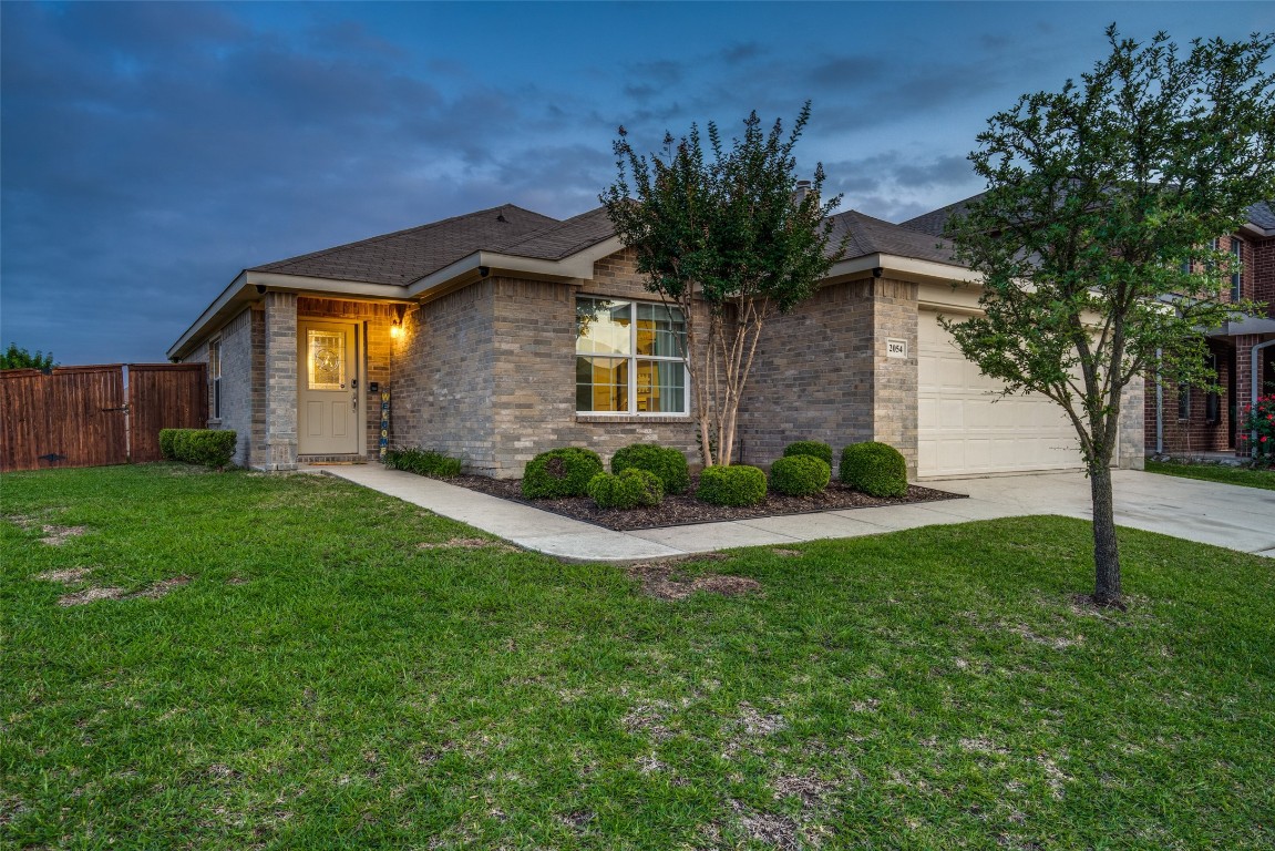 2054 Shawnee Trail Heartland TX 75126