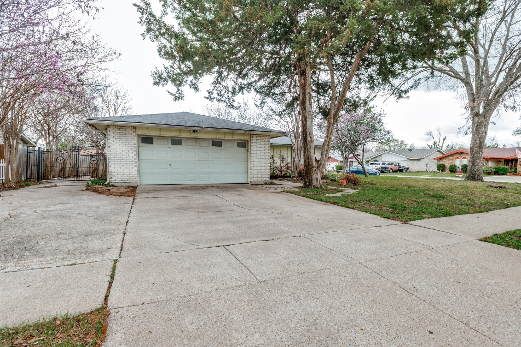 2805 Barrington Place Arlington TX 76014