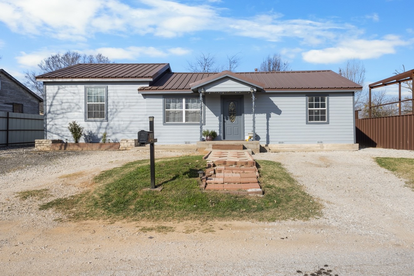1409 18th Street Bridgeport TX 76426