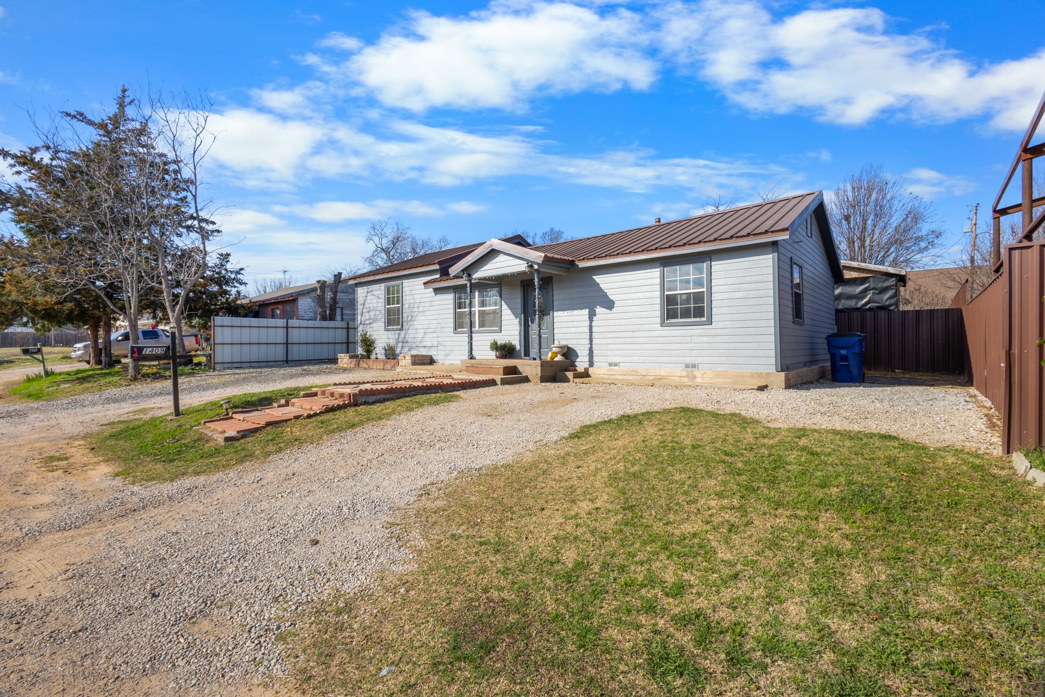 1409 18th Street Bridgeport TX 76426