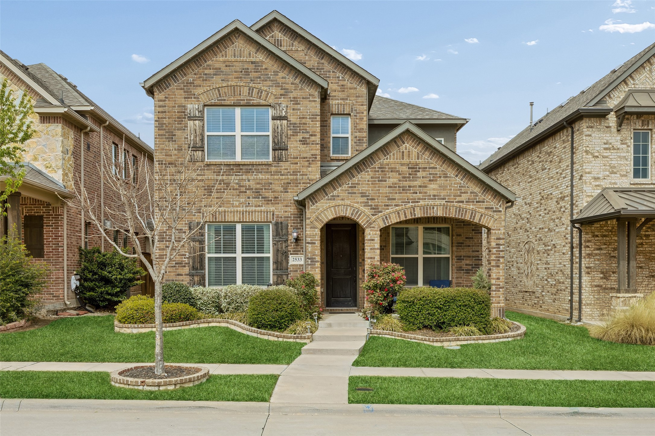 2533 Westbank Trail Garland TX 75042