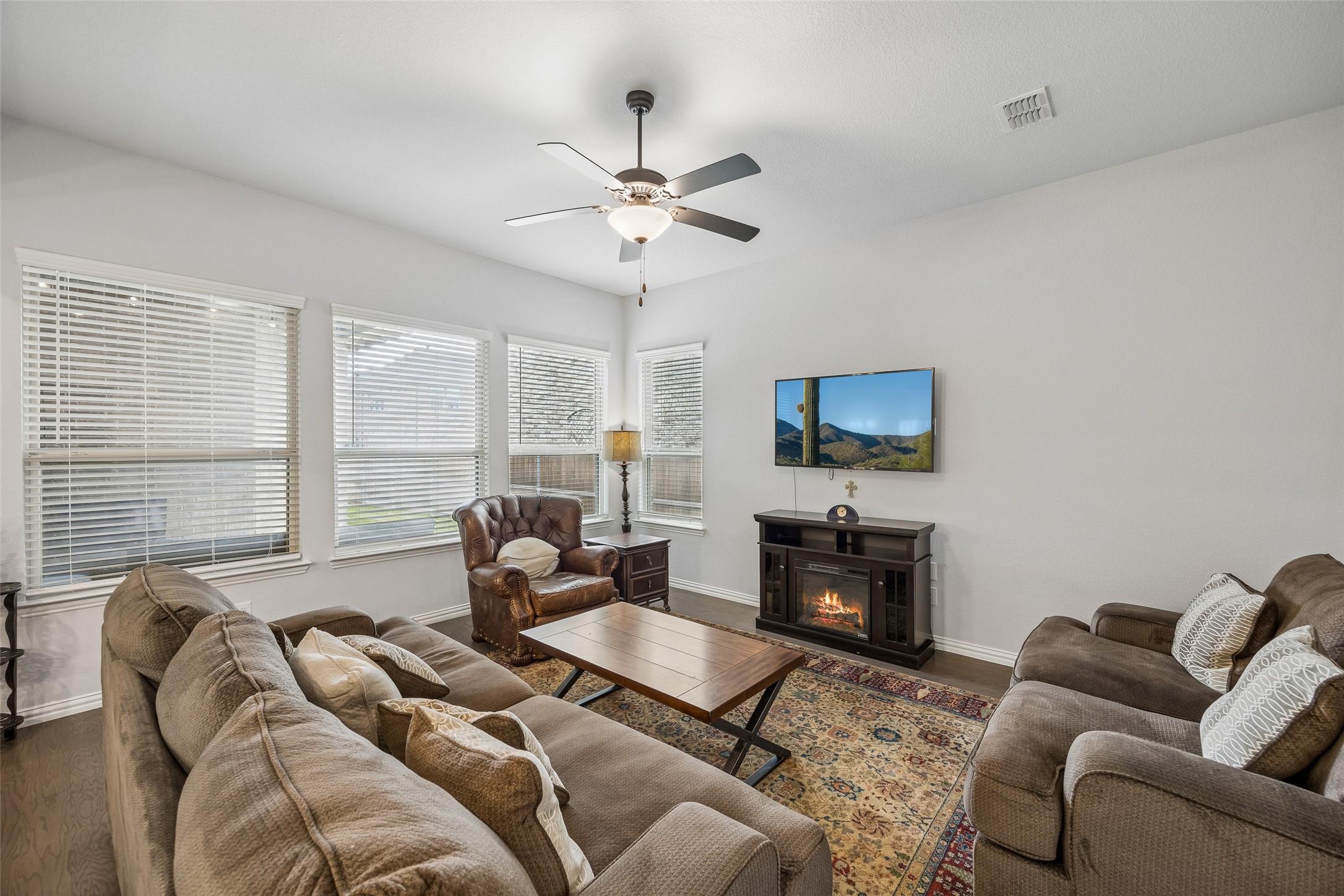 2533 Westbank Trail Garland TX 75042