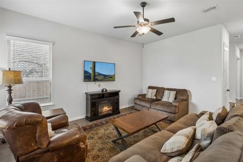 2533 Westbank Trail Garland TX 75042