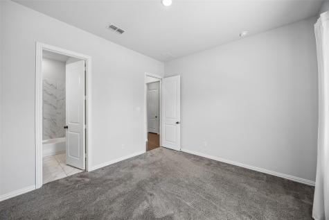 2533 Westbank Trail Garland TX 75042
