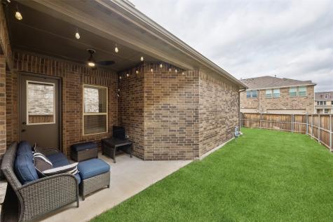 2533 Westbank Trail Garland TX 75042