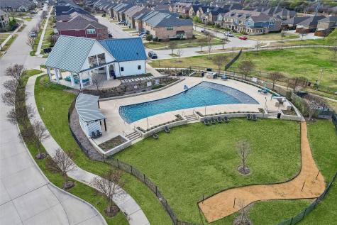 2533 Westbank Trail Garland TX 75042