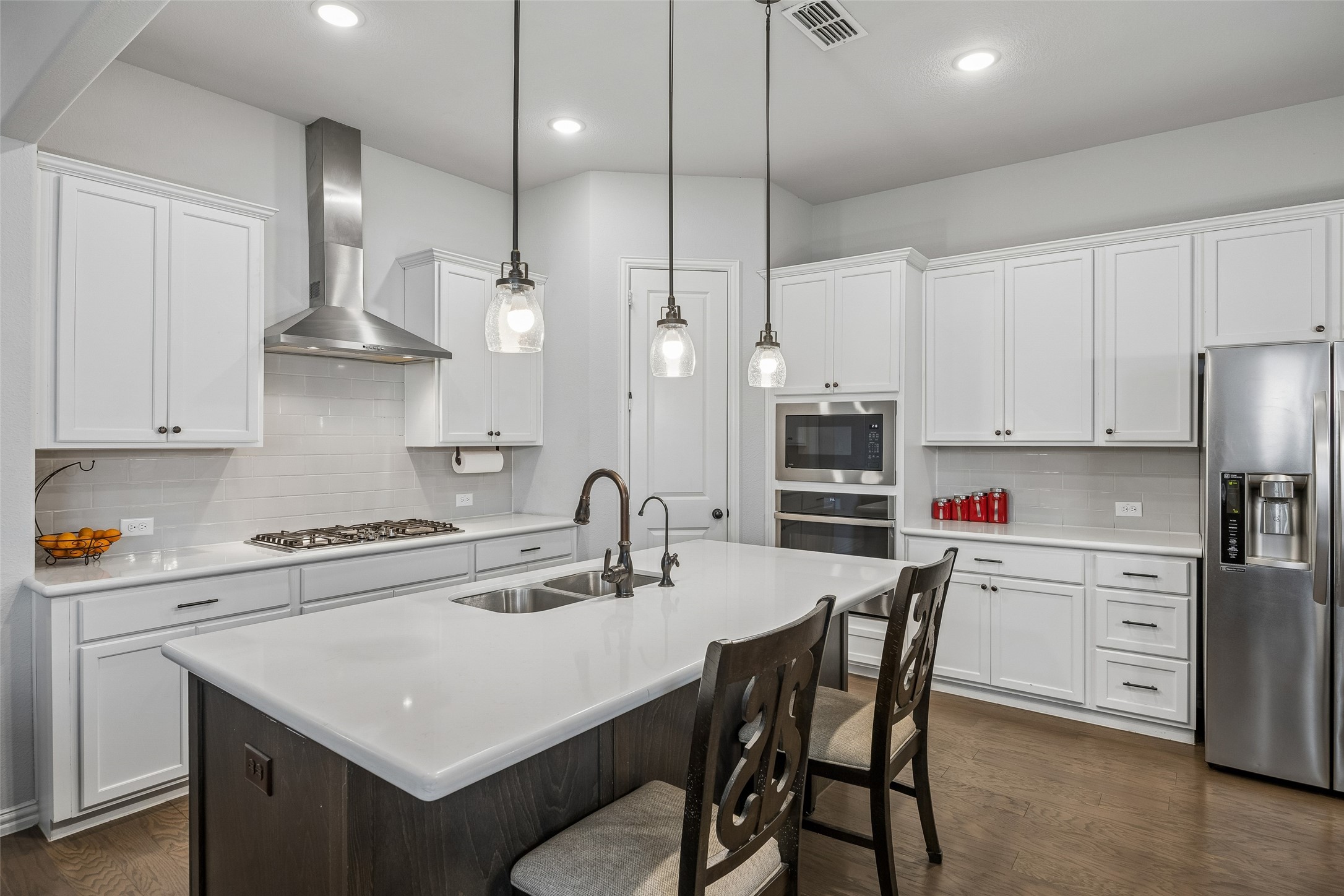 2533 Westbank Trail Garland TX 75042