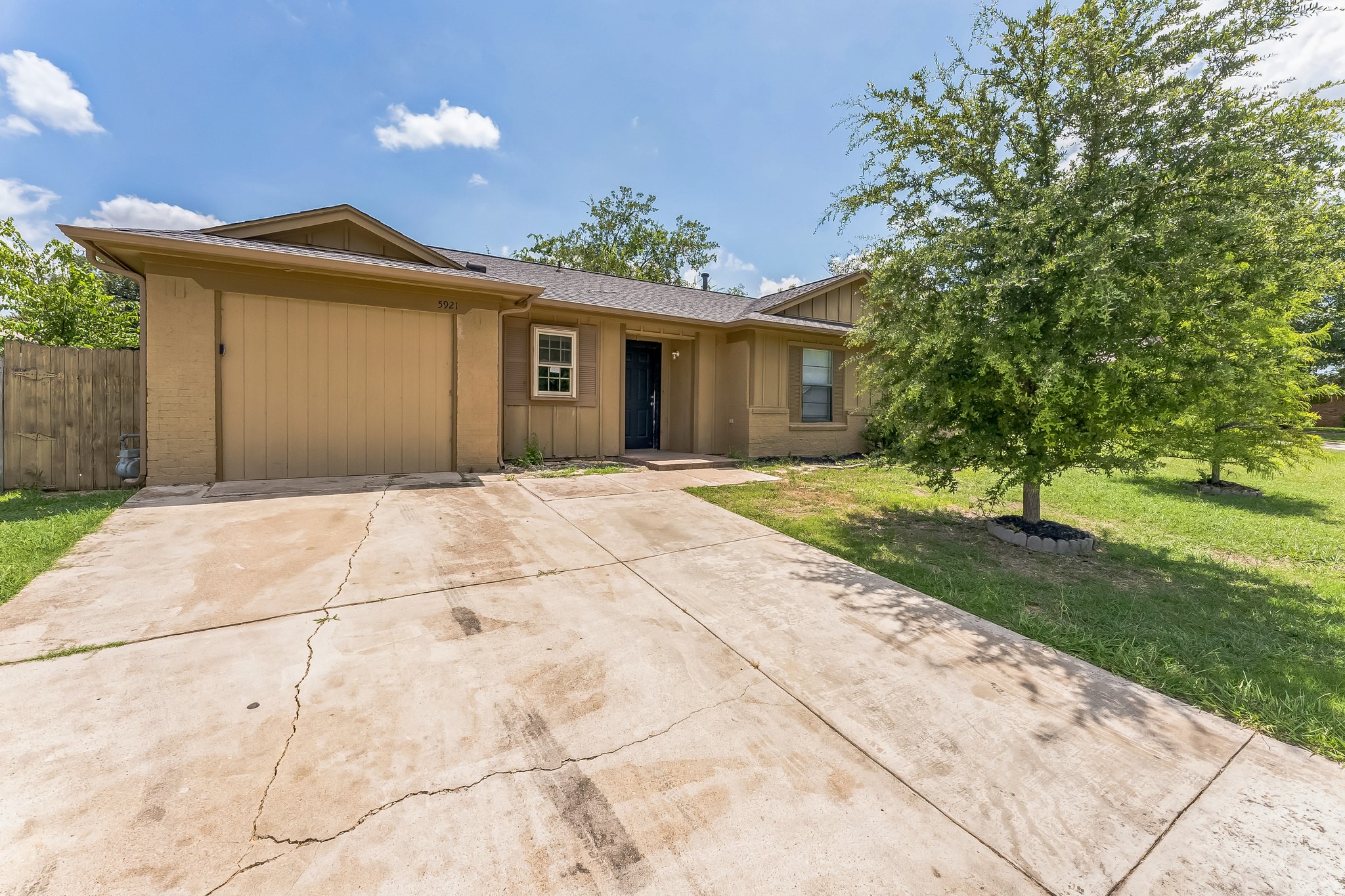 5921 Sea Breeze Lane Fort Worth TX 76135