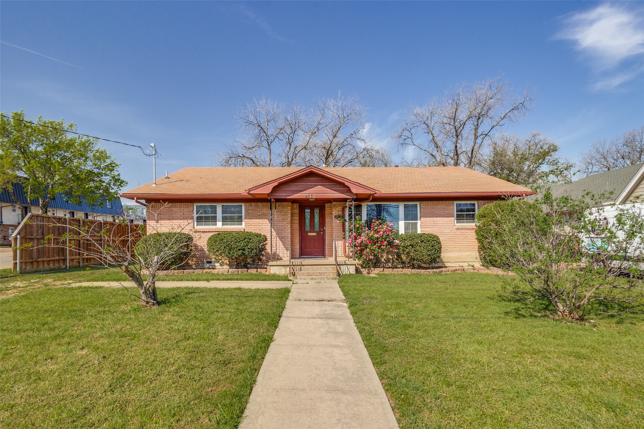 433 Fulton Street Denton TX 76201