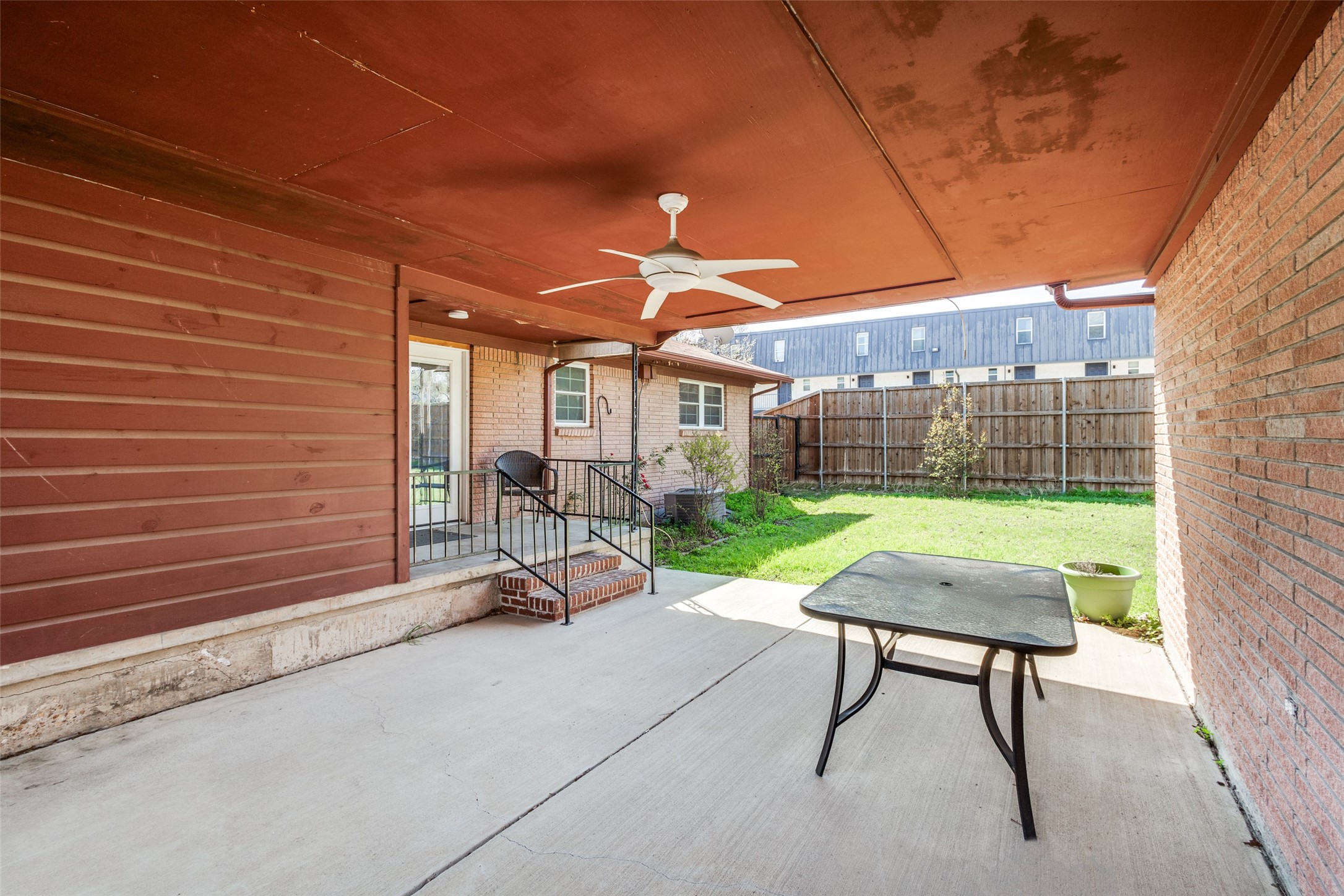 433 Fulton Street Denton TX 76201