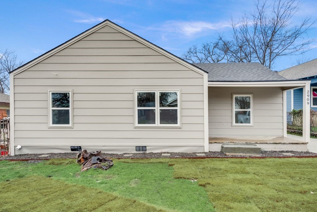 2909 Ross Avenue Fort Worth TX 76106