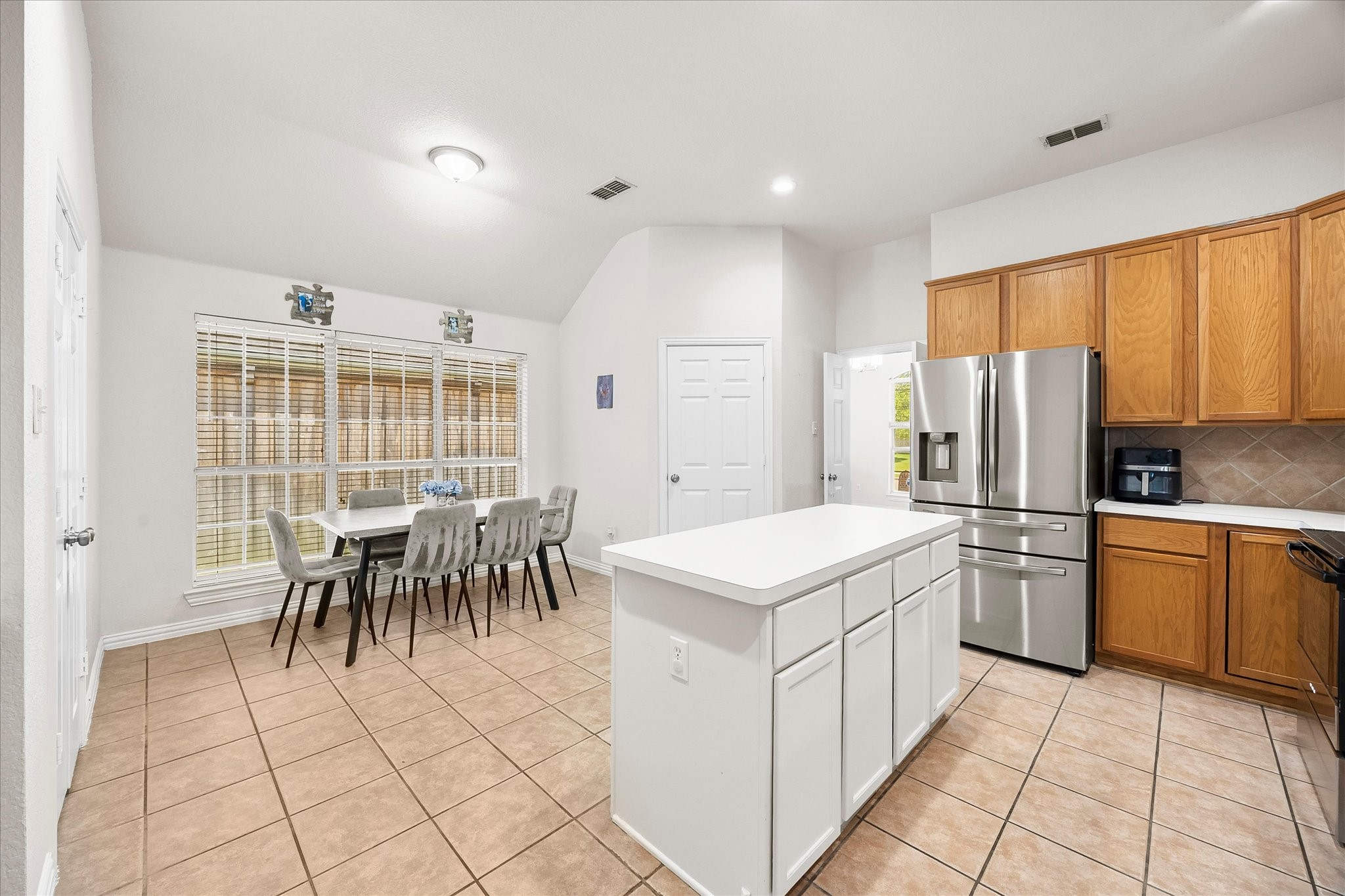 6601 Marquett Drive Rowlett TX 75089