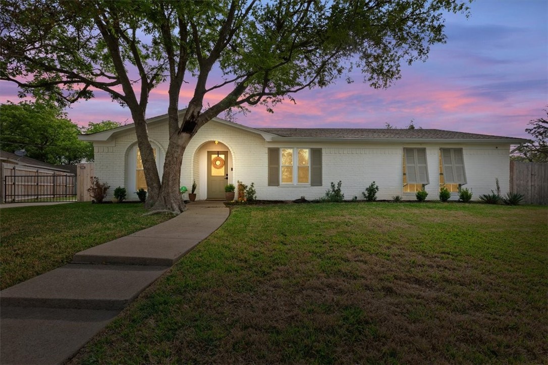 1009 Southwood Drive Woodway TX 76712