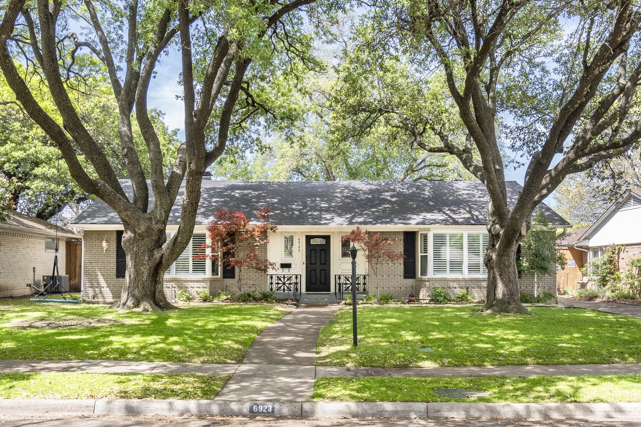 6923 Kingsbury Drive Dallas TX 75231