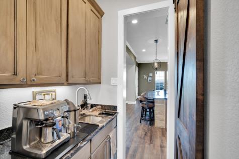8611 Mattie Lane Waxahachie TX 75167