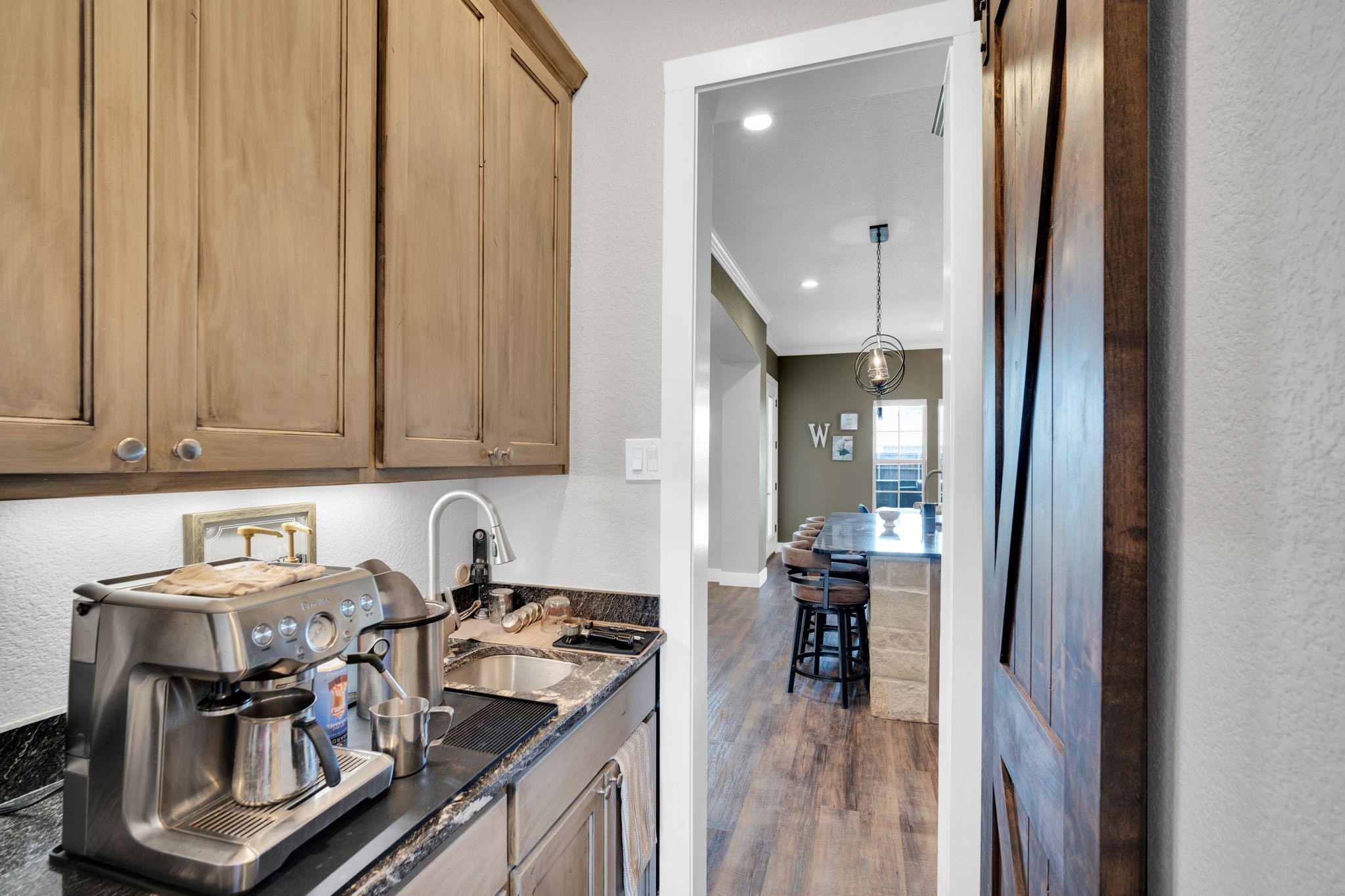 8611 Mattie Lane Waxahachie TX 75167