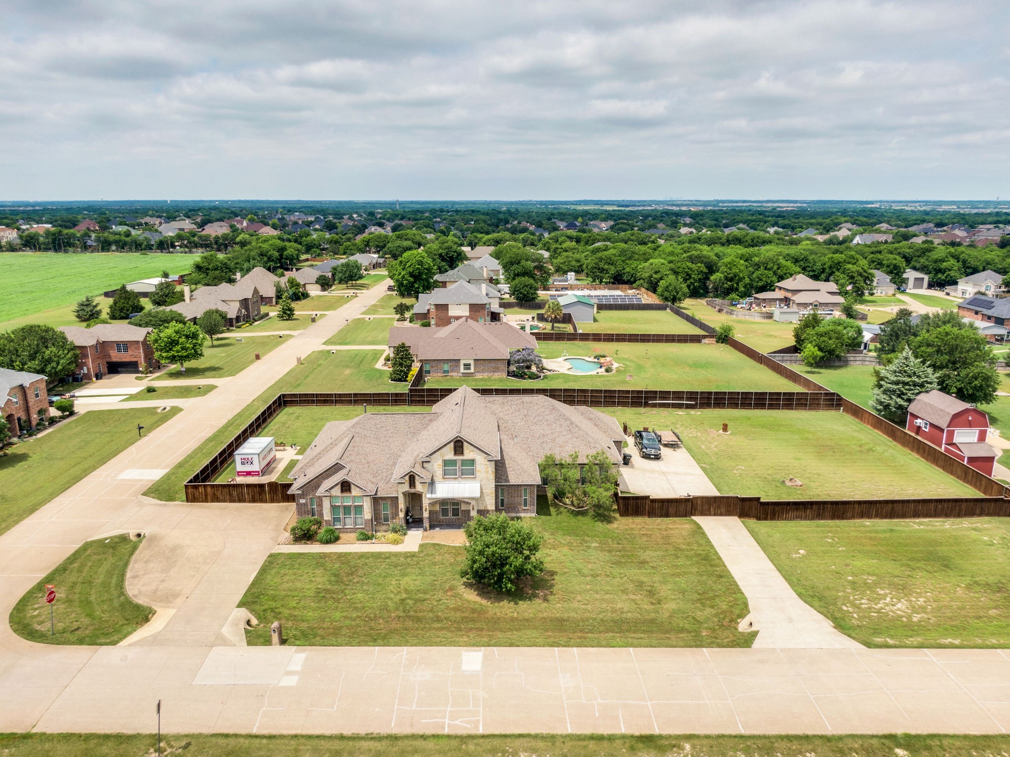8611 Mattie Lane Waxahachie TX 75167