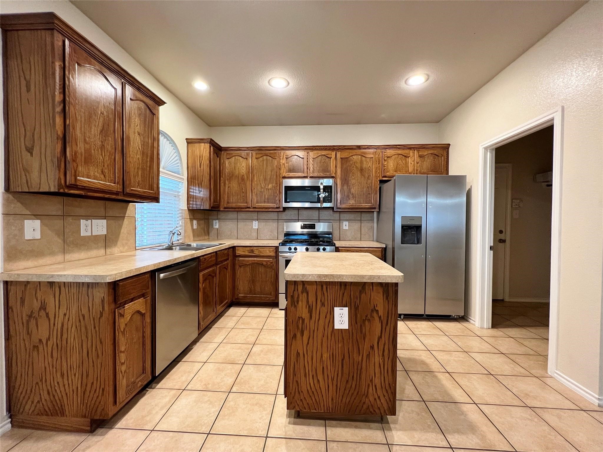 6709 Coolwater Trail Fort Worth TX 76179