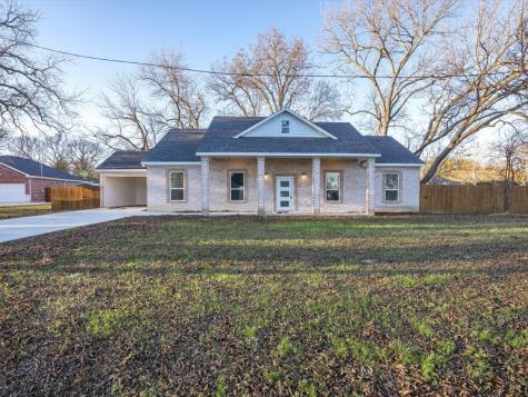 571 Dallas Street Italy TX 76651