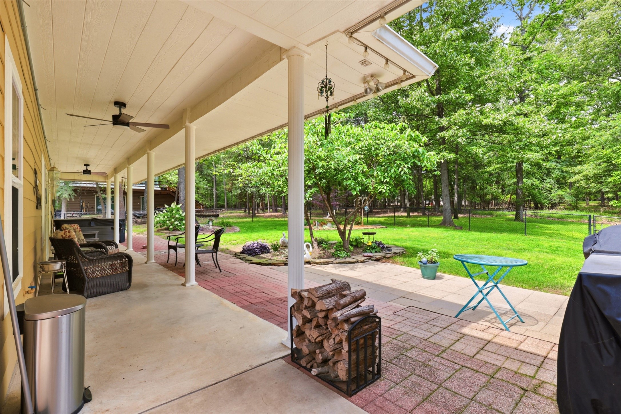 302 King Shore Boulevard Scroggins TX 75480