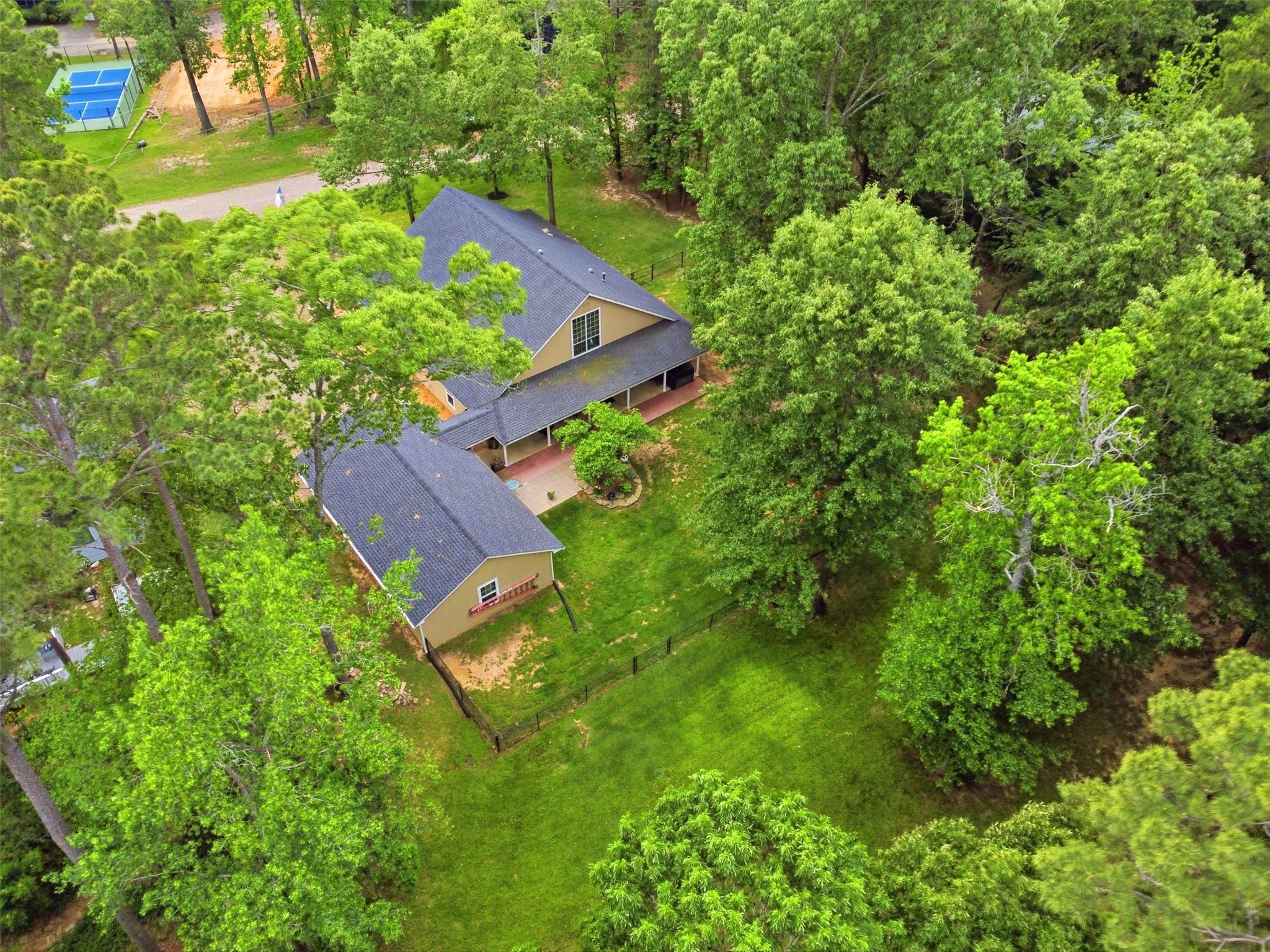 302 King Shore Boulevard Scroggins TX 75480