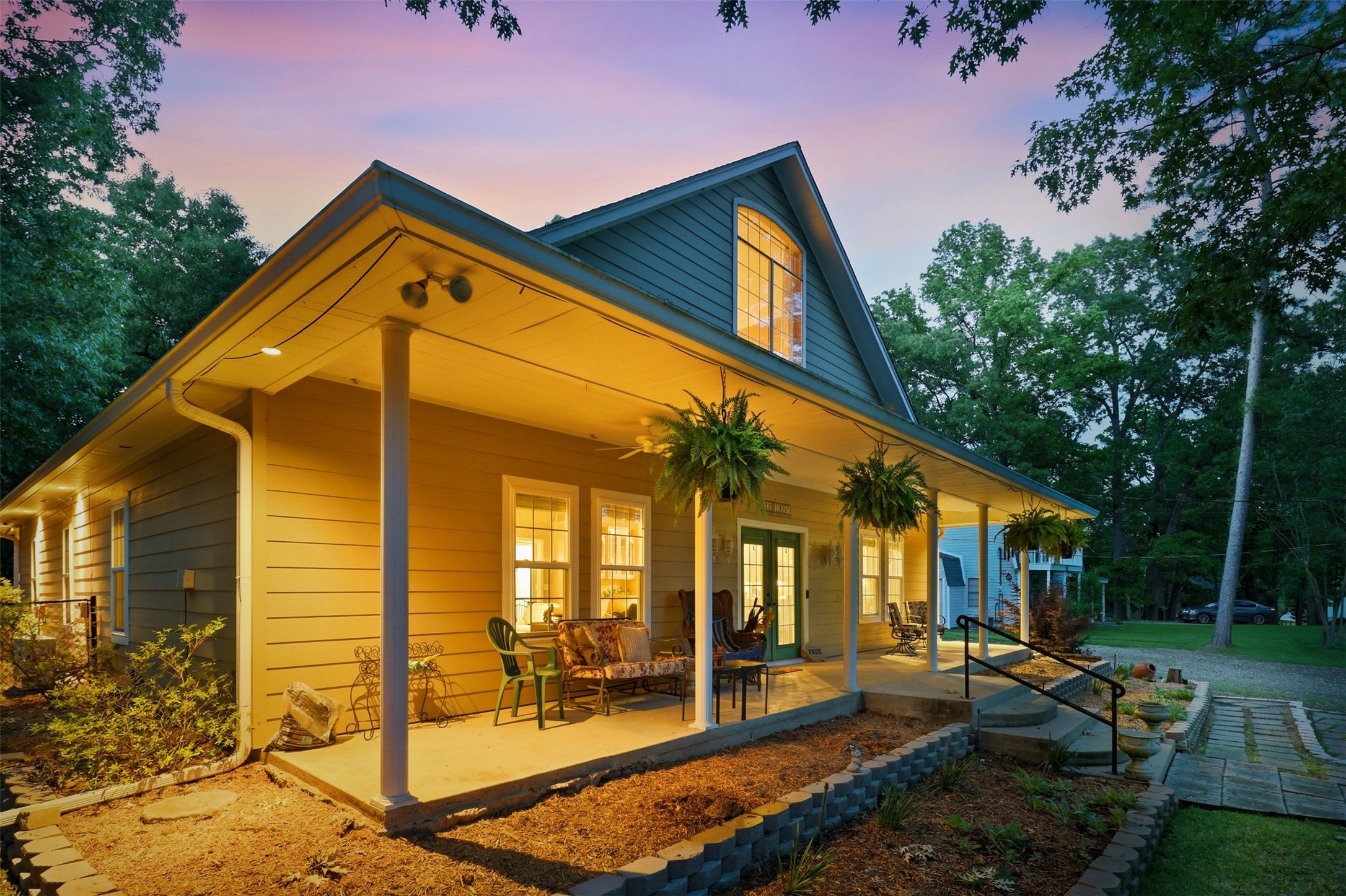 302 King Shore Boulevard Scroggins TX 75480