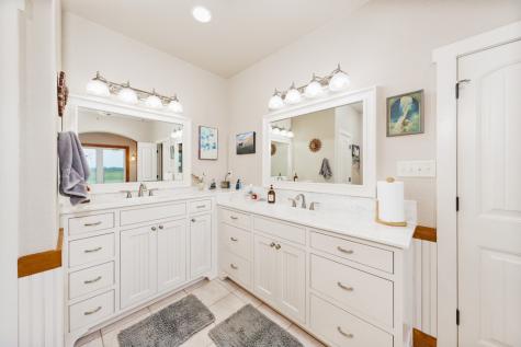 433 Fruitland Road Bowie TX 76230