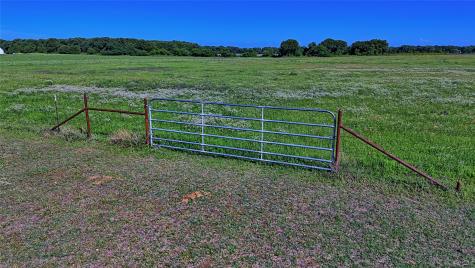 433 Fruitland Road Bowie TX 76230