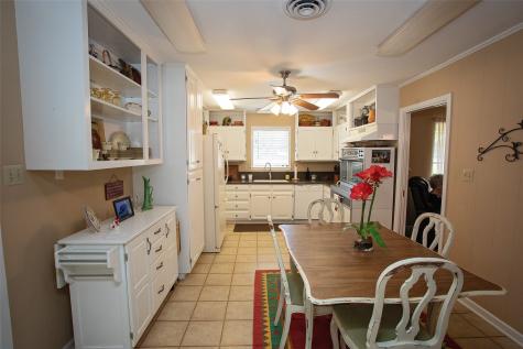 914 Fairview Street Graham TX 76450