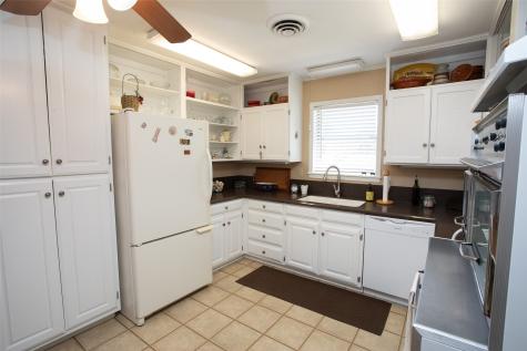 914 Fairview Street Graham TX 76450