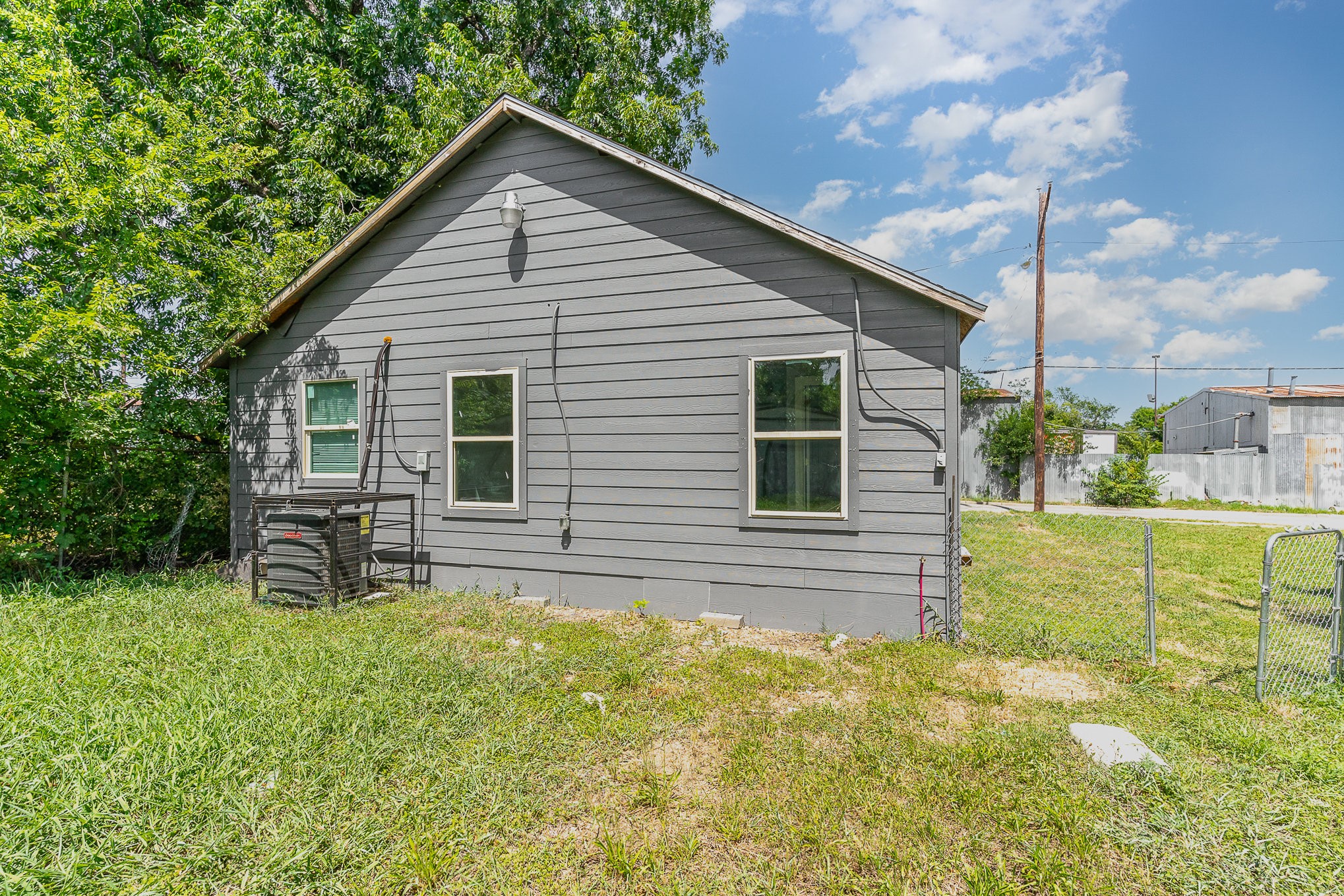 4621 Owenwood Avenue Dallas TX 75223