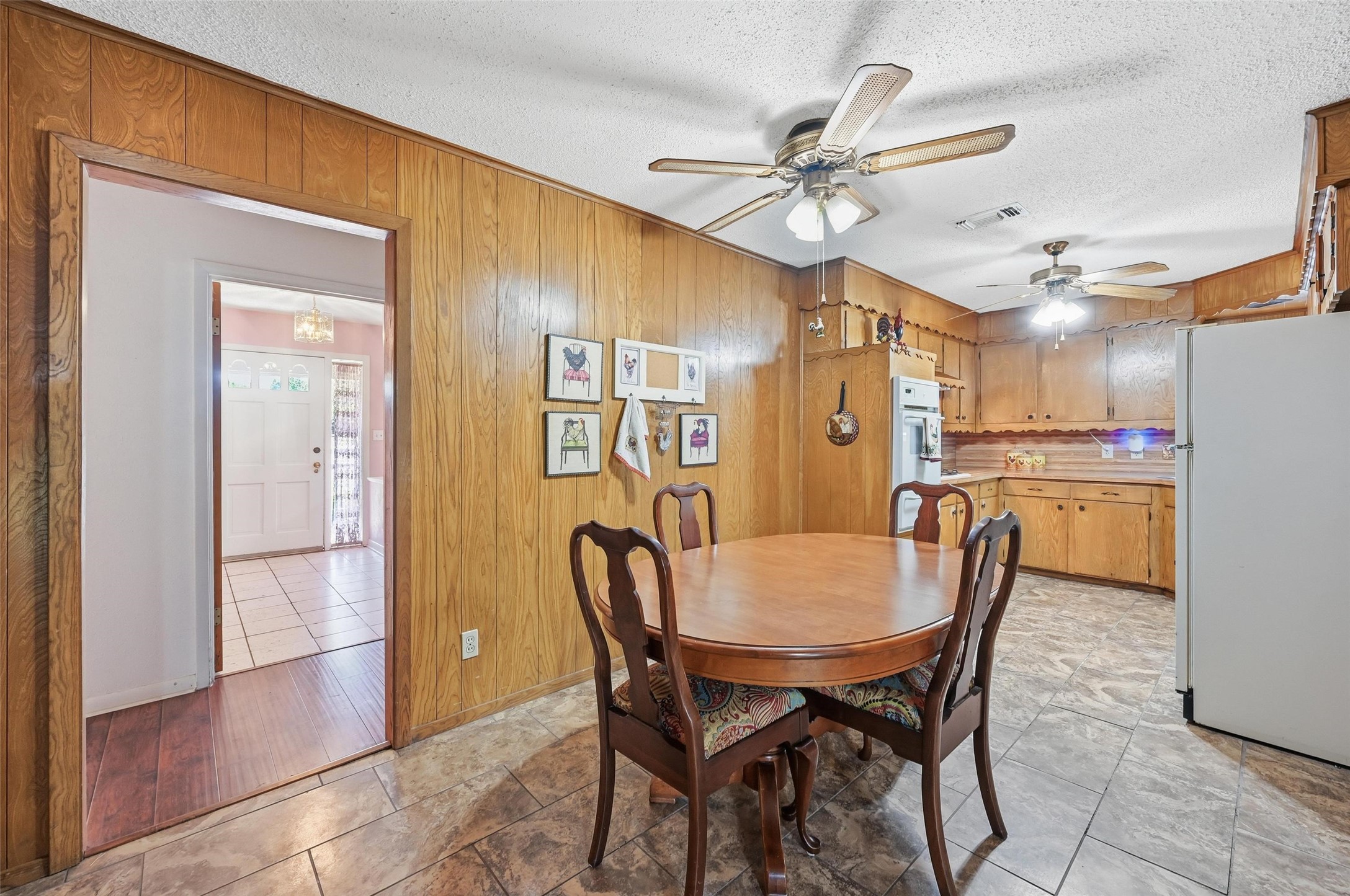 620 W College Street Grapevine TX 76051