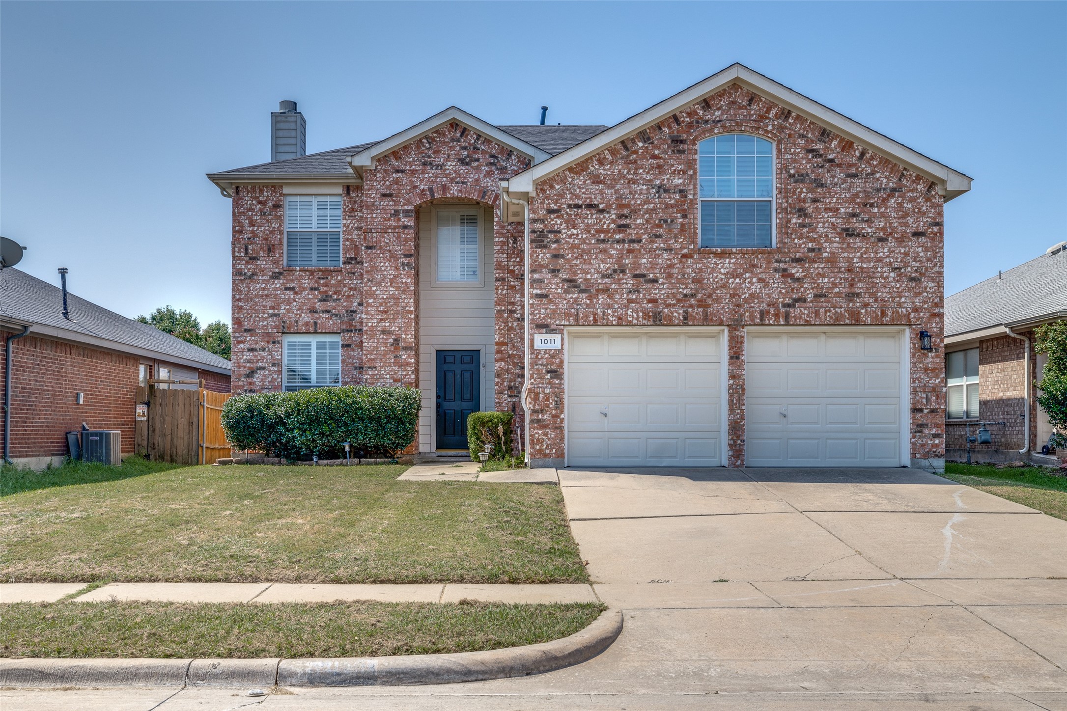 1011 Stonebrook Drive Grand Prairie TX 75052