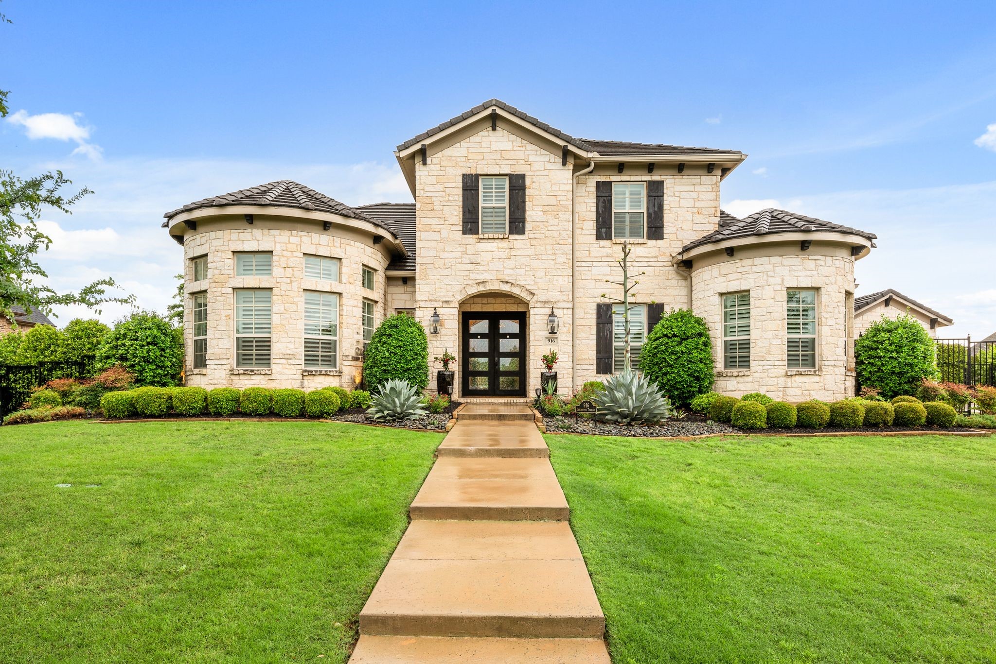 916 Lexington Terrace Southlake TX 76092
