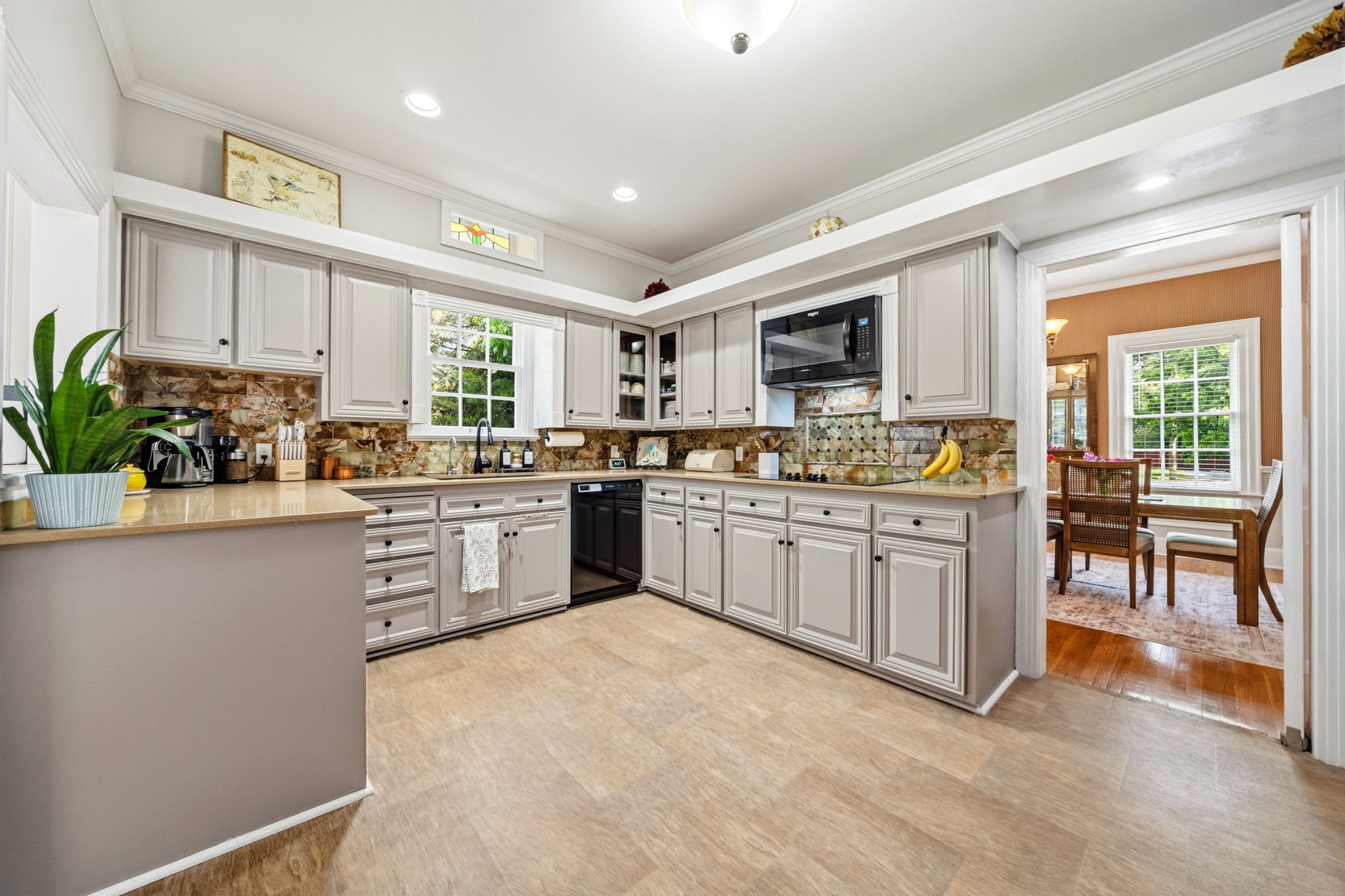 1110 E Park Drive Hillsboro TX 76645
