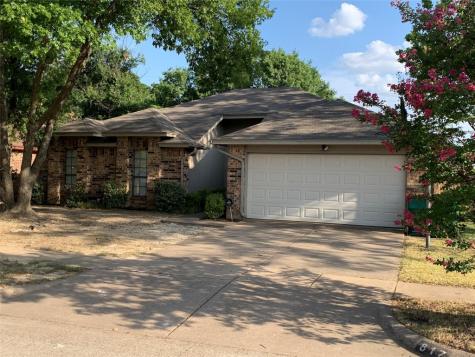 817 Larue Drive Cedar Hill TX 75104