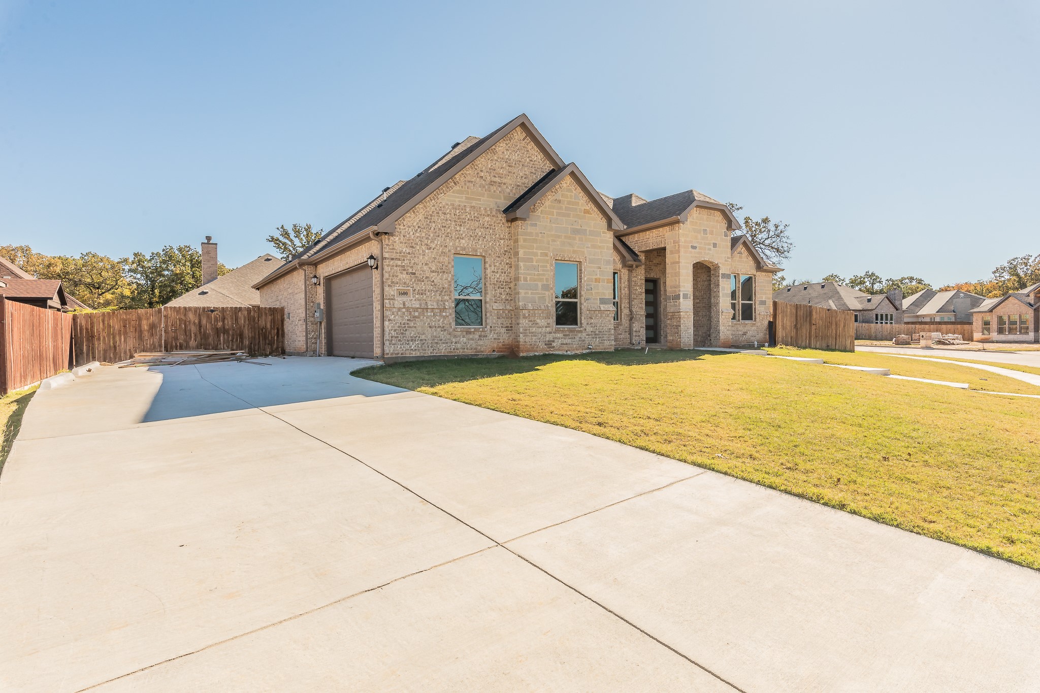 1600 Sea Breeze Court Azle TX 76020