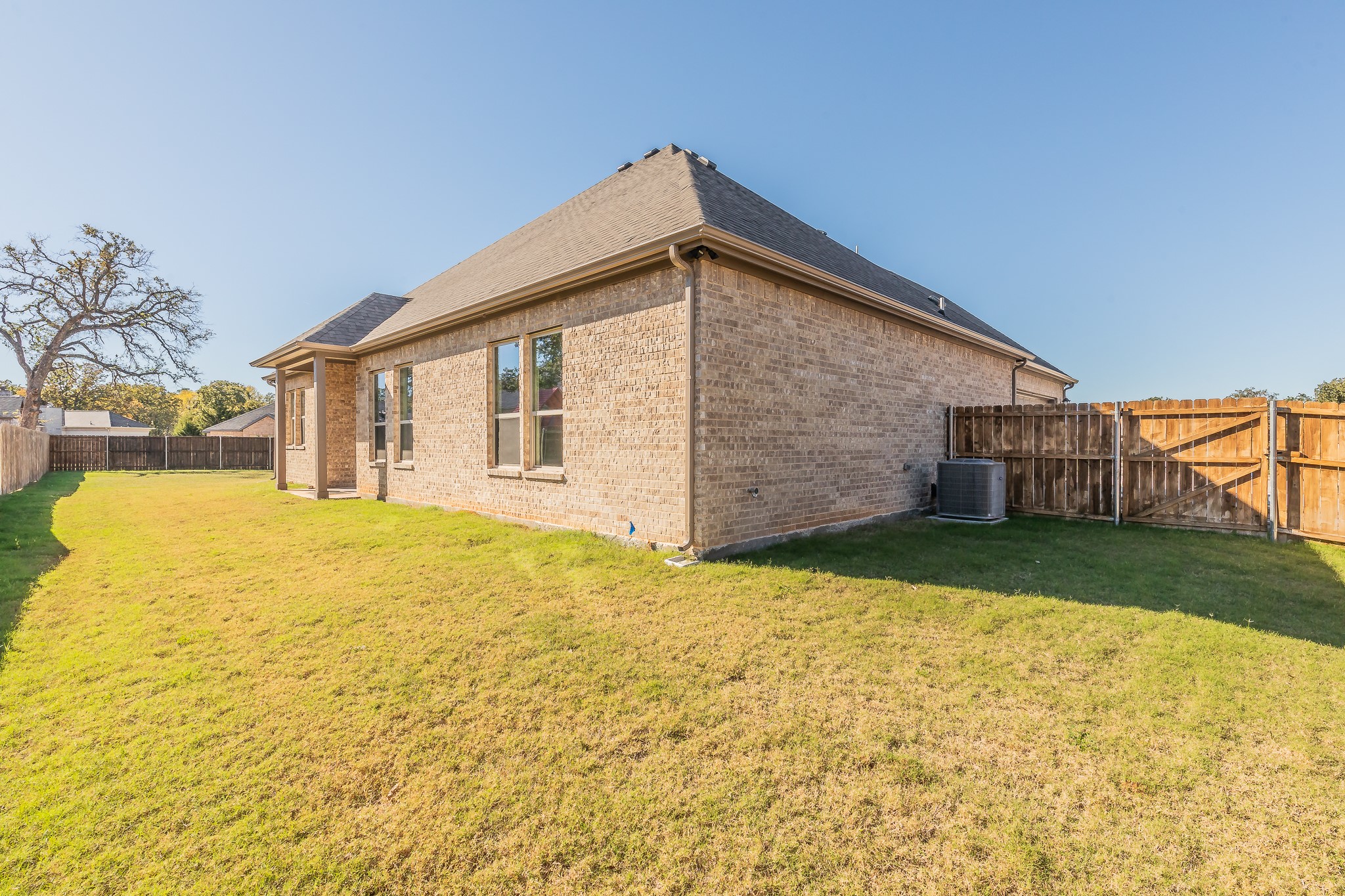 1600 Sea Breeze Court Azle TX 76020