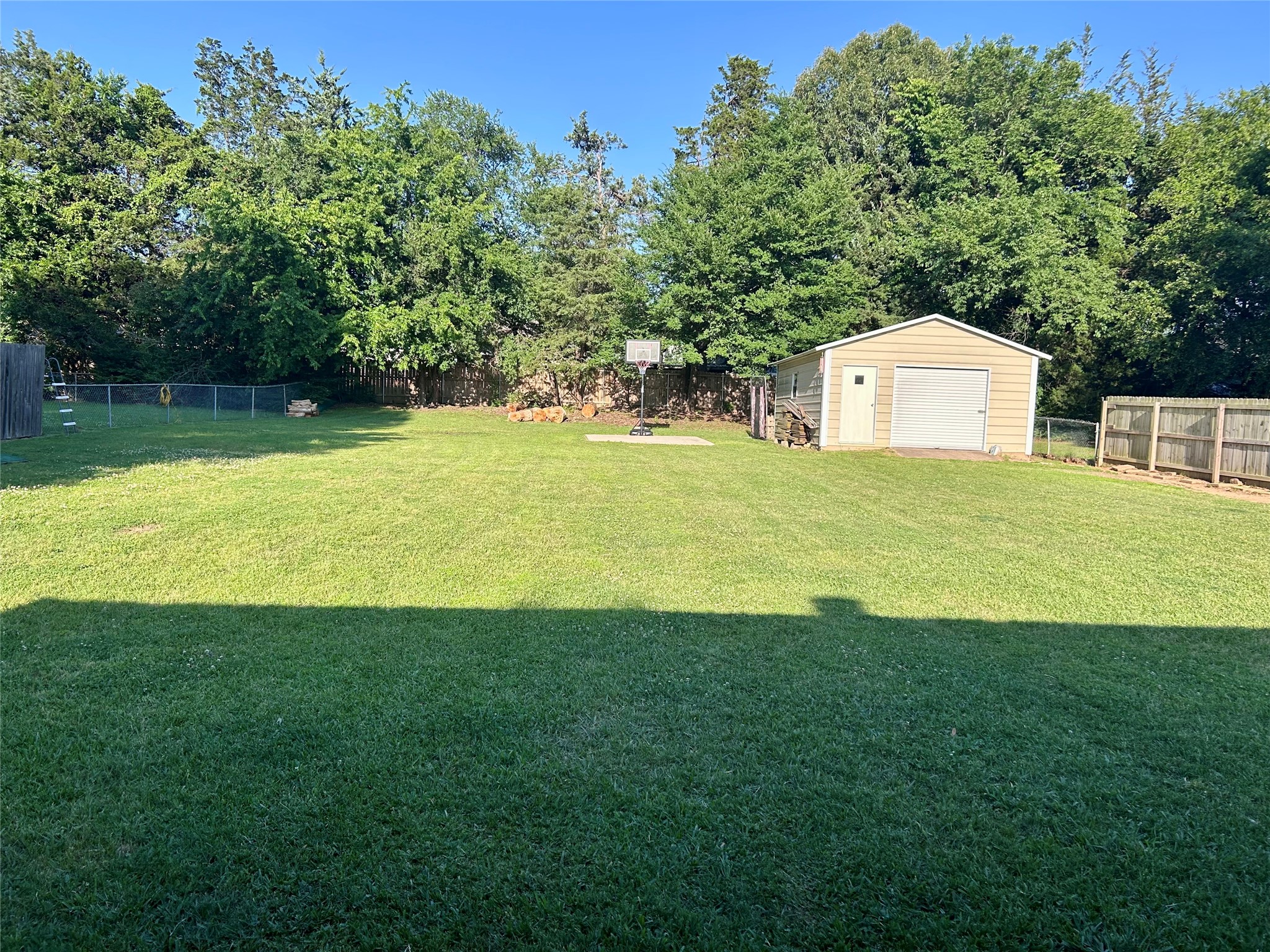 187 Sandy Reno TX 75462