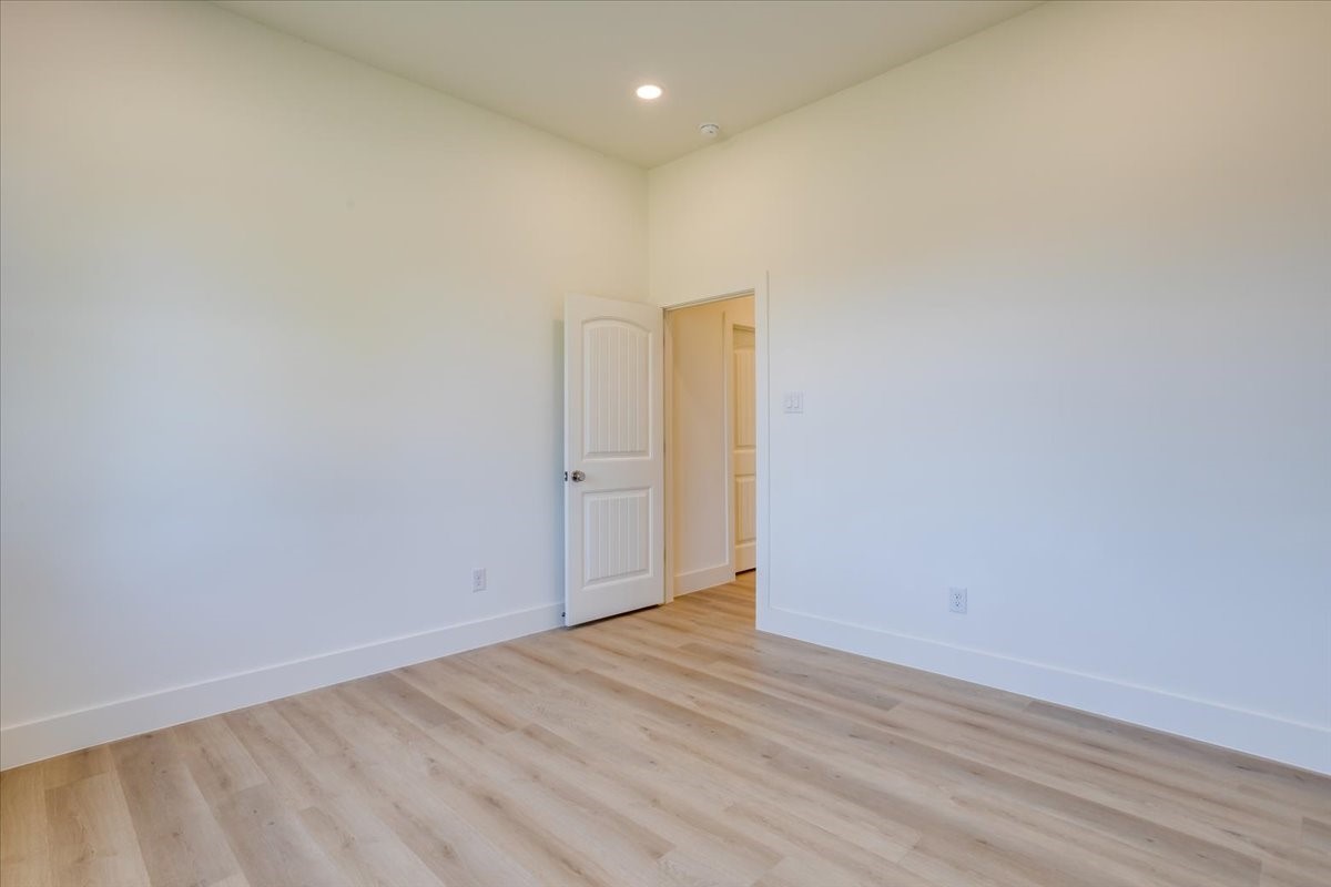 1507 Elk Creek Road Dallas TX 75253