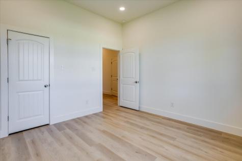 1507 Elk Creek Road Dallas TX 75253