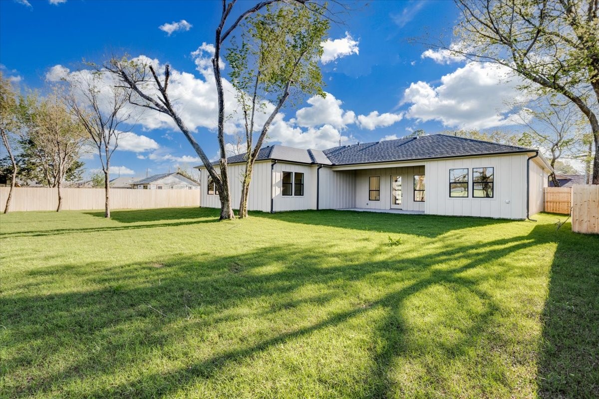 1507 Elk Creek Road Dallas TX 75253